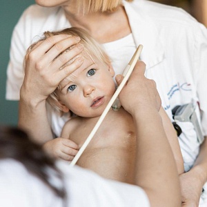 Сеанс рефлексотерапии в педиатрии